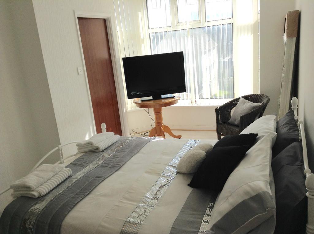 The Pines 3* Torquay